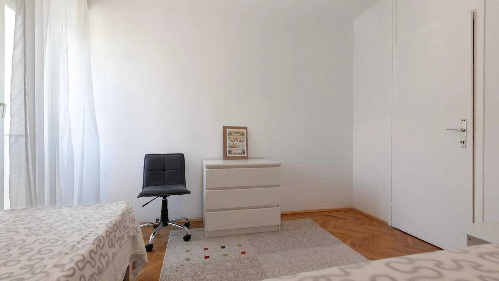 Comfort Family Apartment With Balcony And Sea View スプリト 0*,