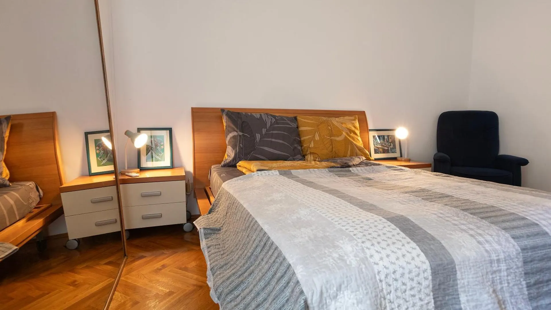 Comfort Apartment With Balcony And Sea View Split 0*,